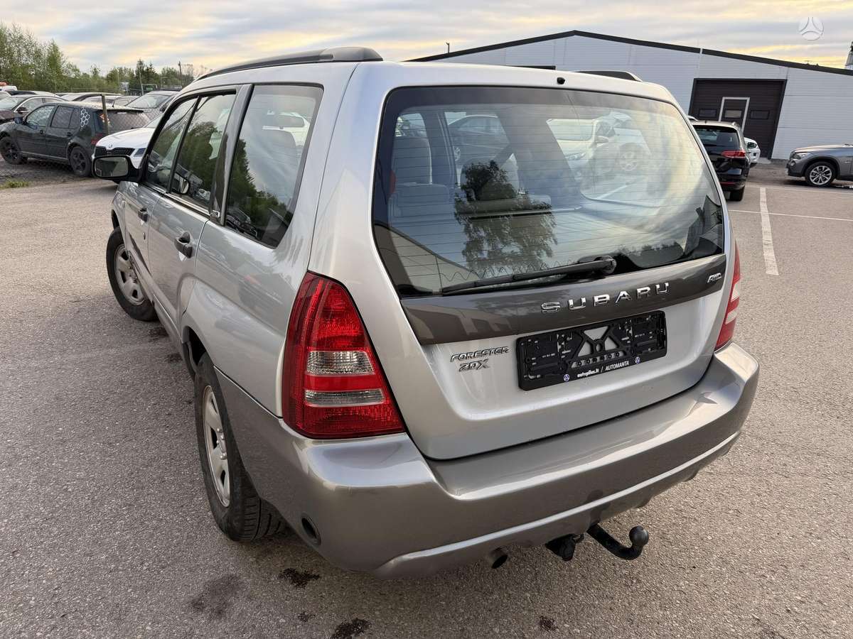 Subaru Forester 2004 — photo 7