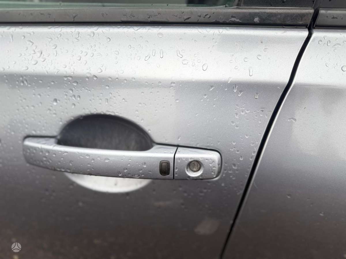 Nissan Qashqai+2 2011 — photo 12
