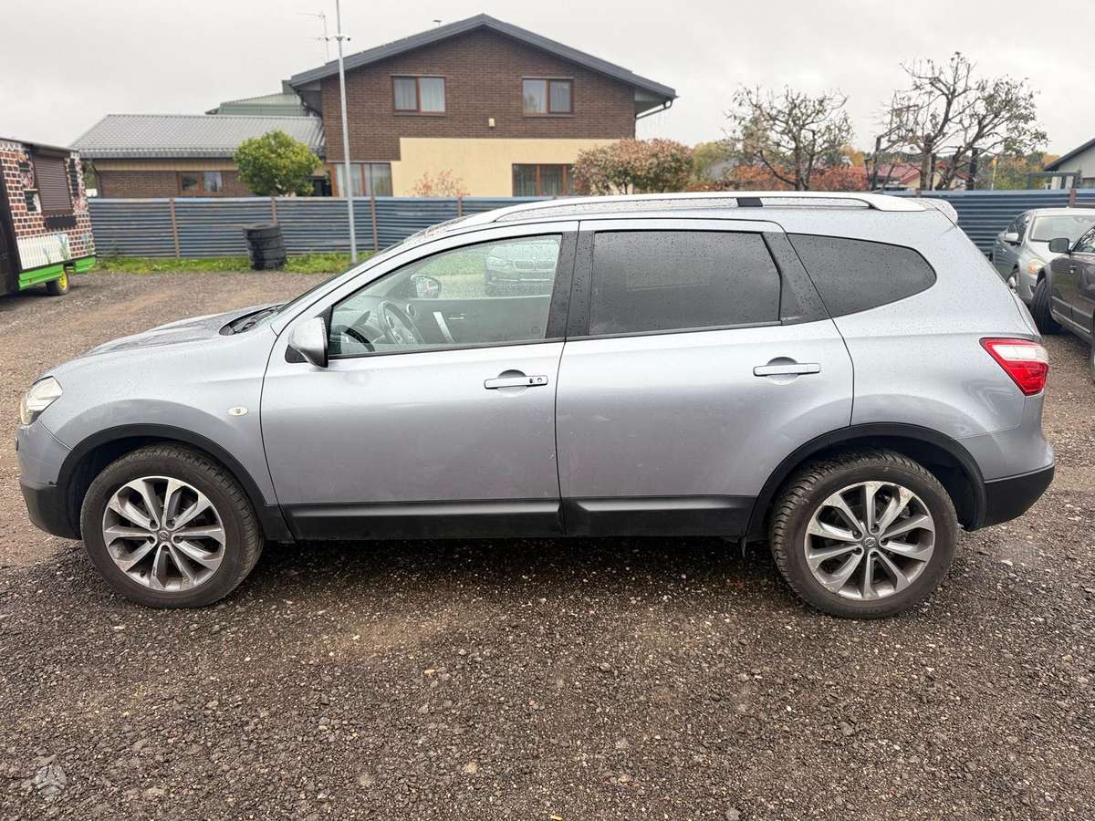 Nissan Qashqai+2 2011 — engine 1500 cm³, 110 HP (81kW)
