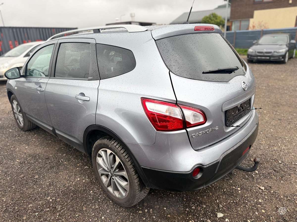 Nissan Qashqai+2 2011 — photo 5