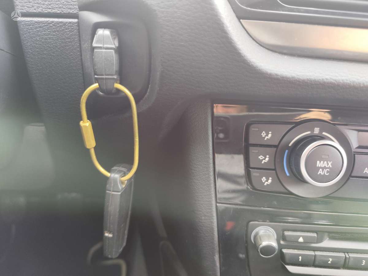 BMW X1 2014 — photo 16