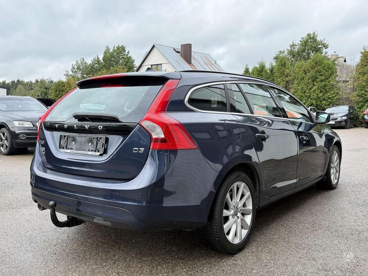Volvo V60 2013 — photo 6