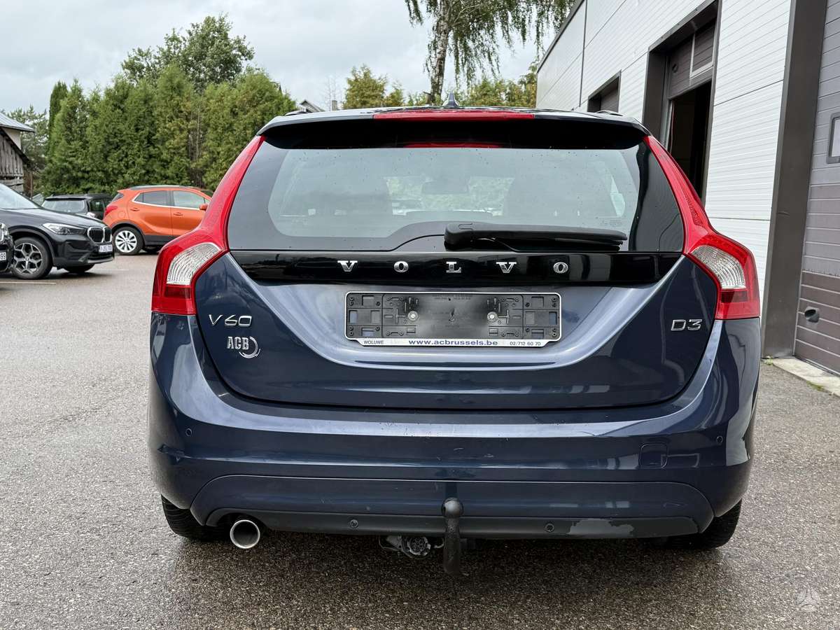 Volvo V60 2013 — photo 7