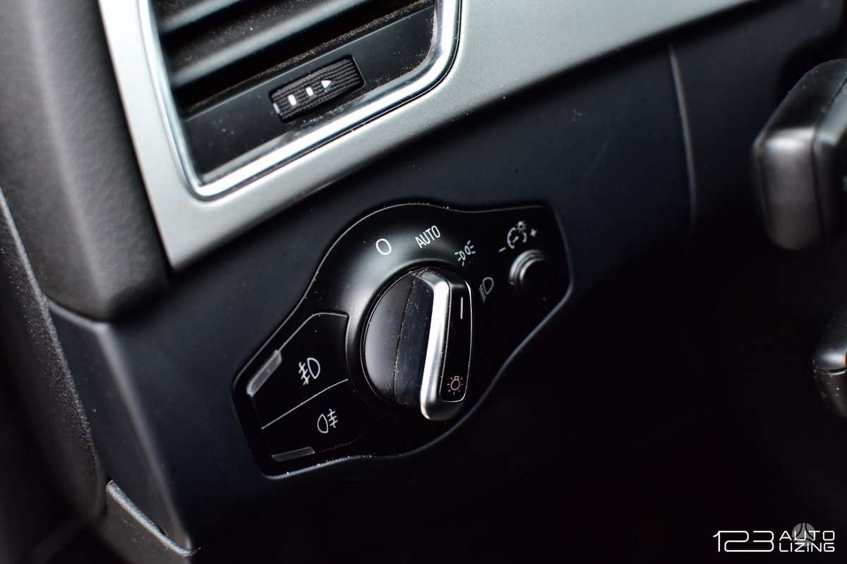 Audi A4 2010 — photo 13