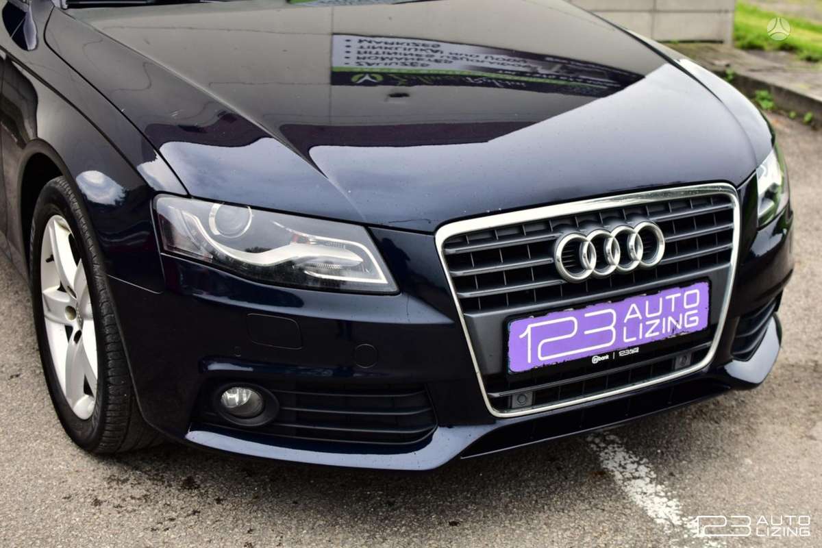 Audi A4 2010 — photo 6