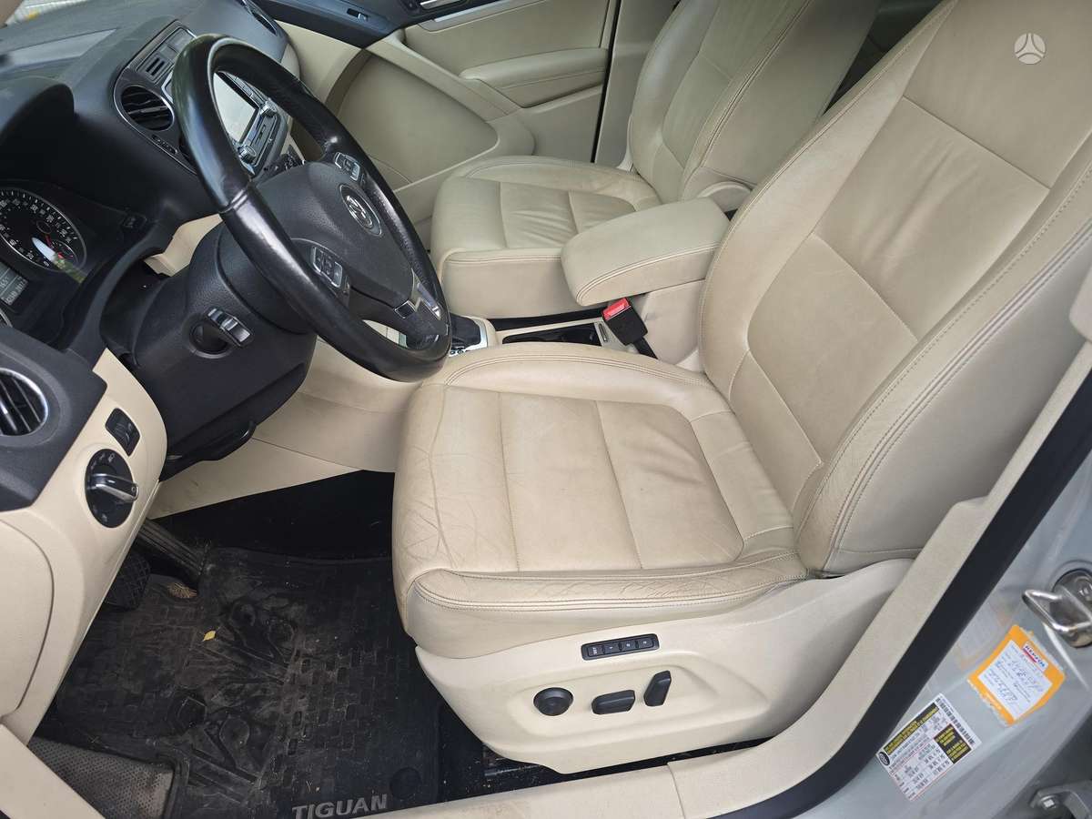 Volkswagen Tiguan 2012 — photo 13