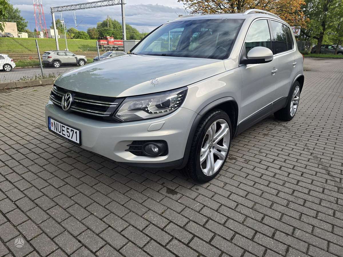 Volkswagen Tiguan 2012 — engine 1984 cm³, 200 HP (147kW)