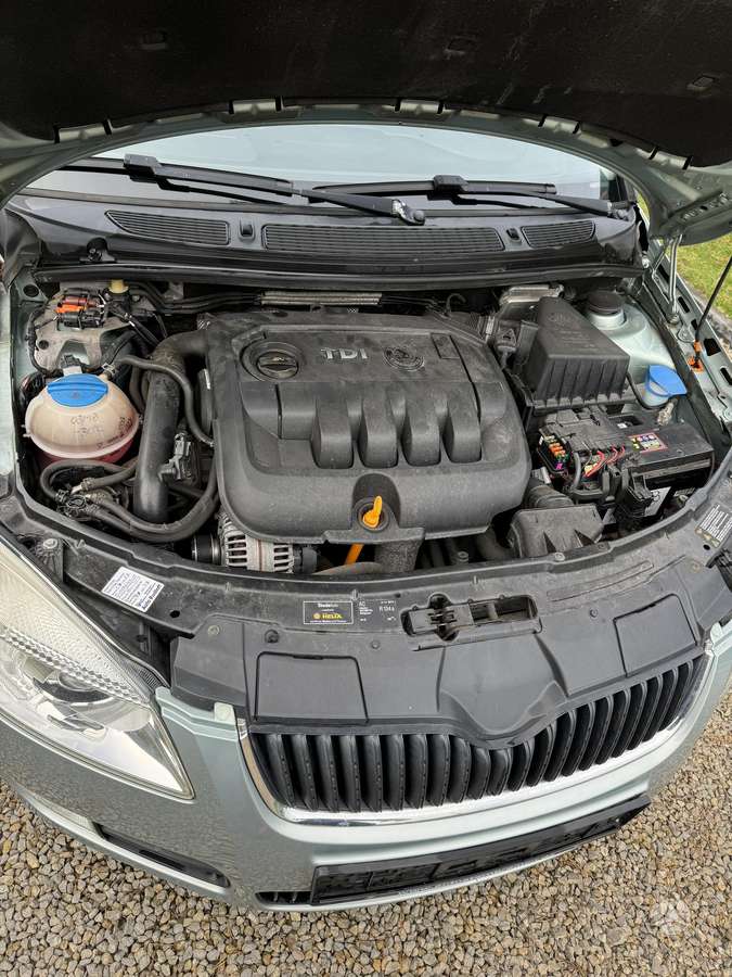 Skoda Fabia 2009 — photo 17