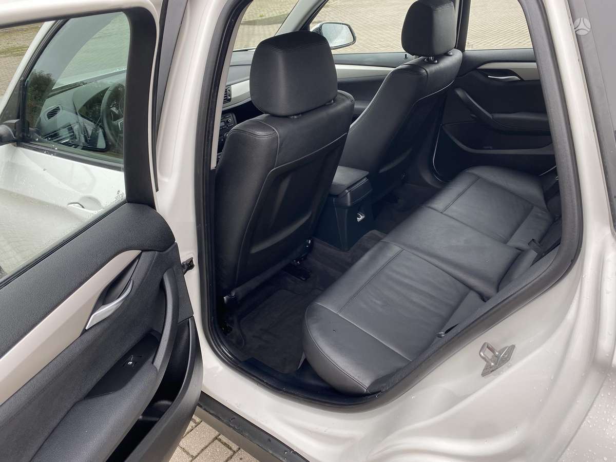 BMW X1 2013 — фото 10