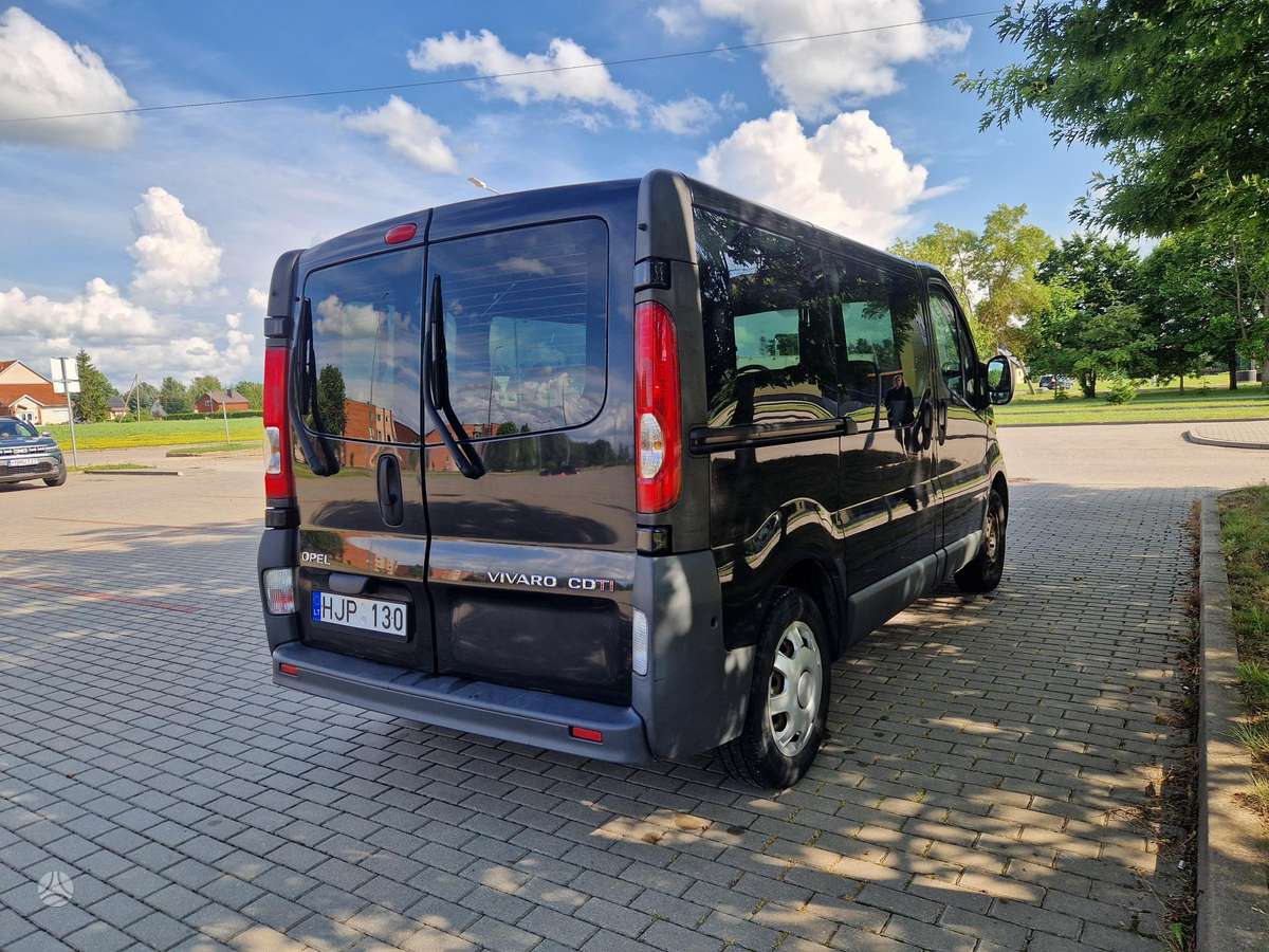 Opel Vivaro 2008 — engine 2000 cm³, 114 HP (84kW)