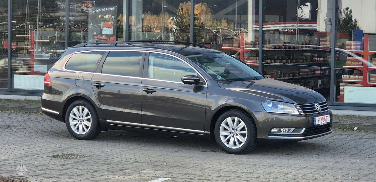 Volkswagen Passat 2012 — двигун 1600 cm³, 105 HP (77kW)