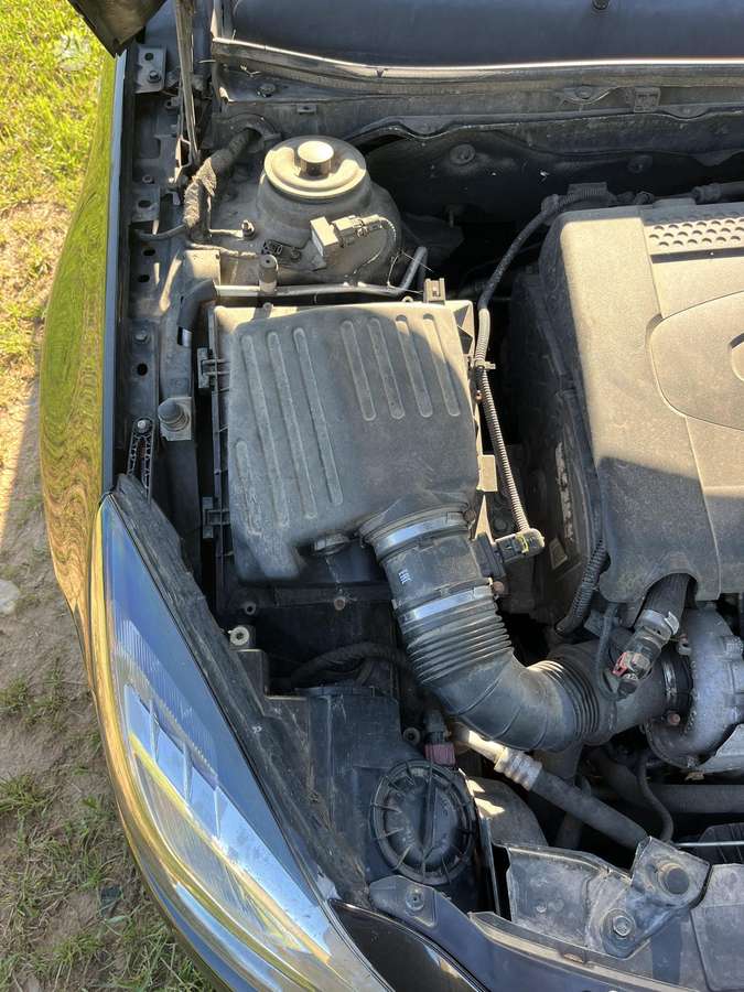 Opel Insignia 2011 — photo 25