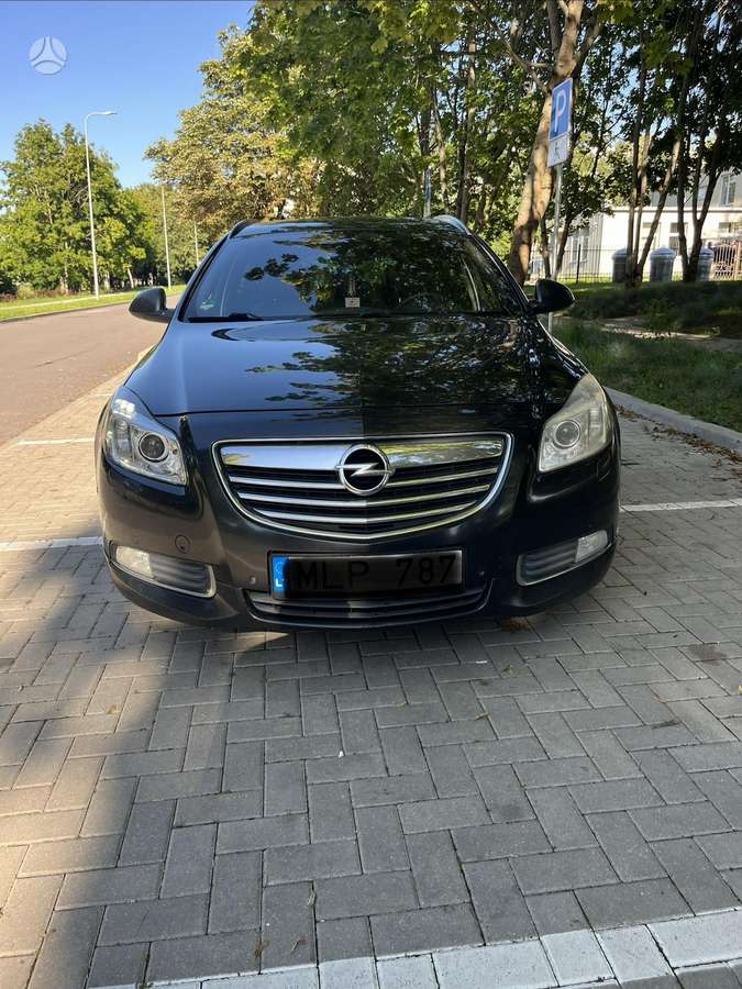 Opel Insignia 2011 — photo 8
