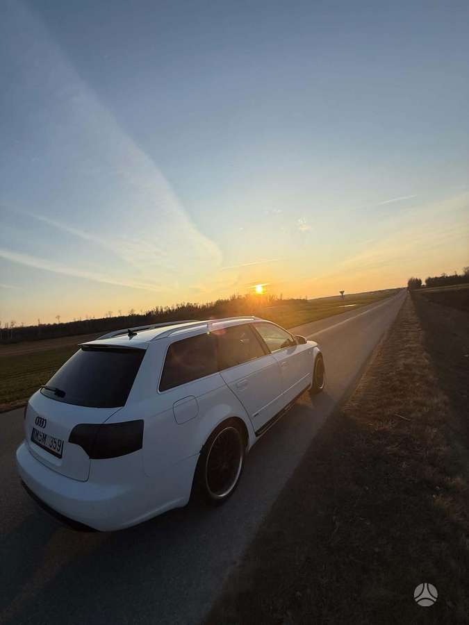 Audi A4 2007 — вигляд ззаду