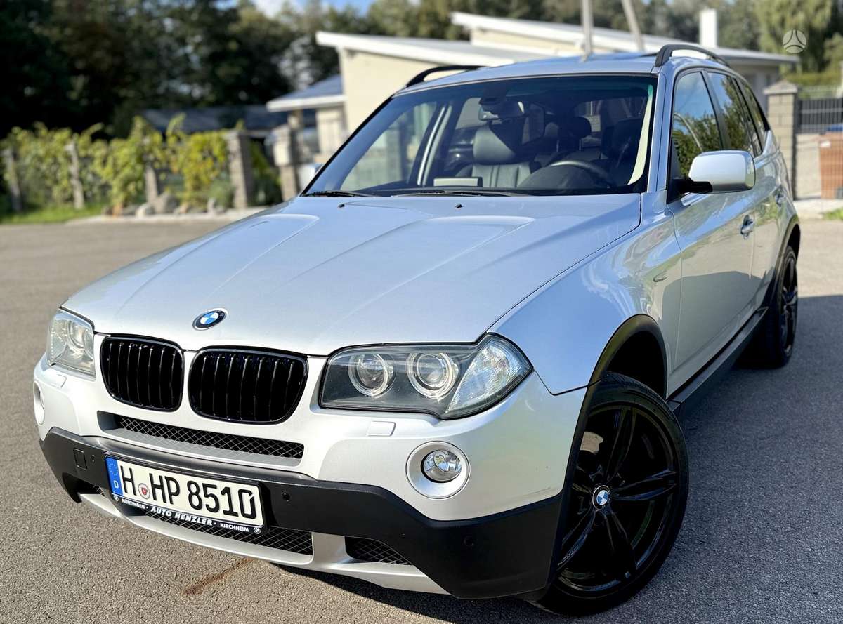 BMW X3 2008 — interior