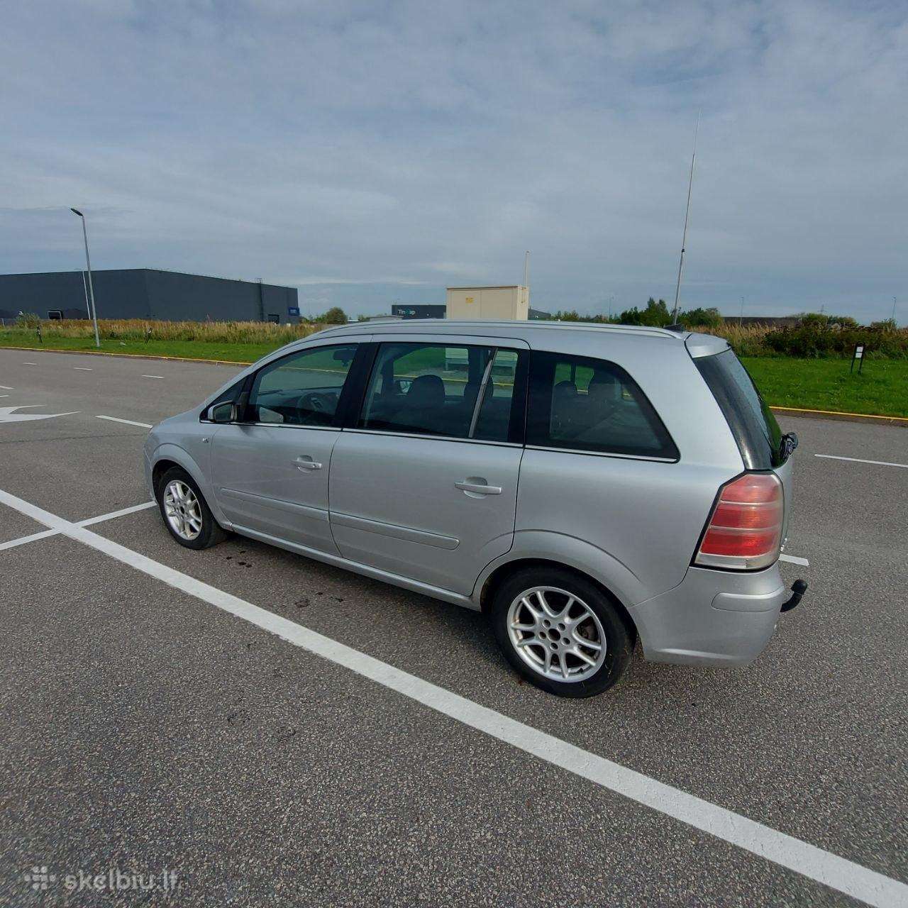Opel Zafira 2007 — engine 1900 cm³, 150 HP (110kW)