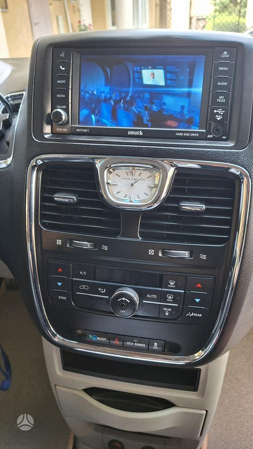 Chrysler Town 2013 — photo 12