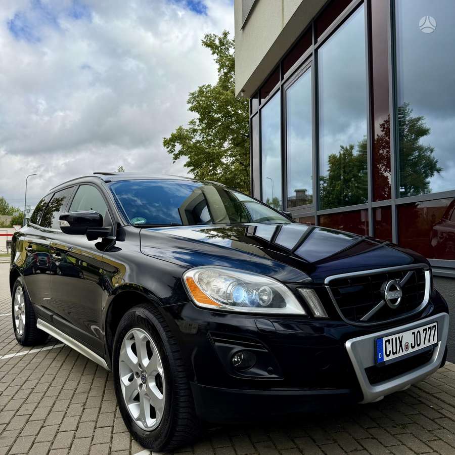 Volvo XC60 2010 — фото 17