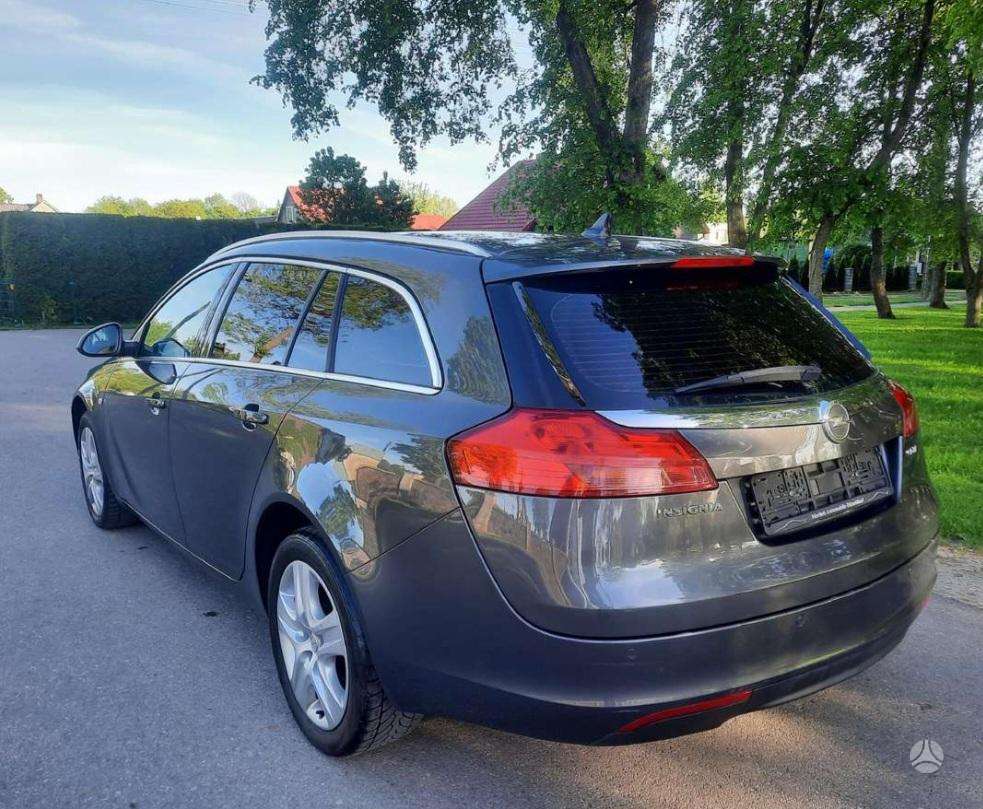 Opel Insignia 2009 — photo 8
