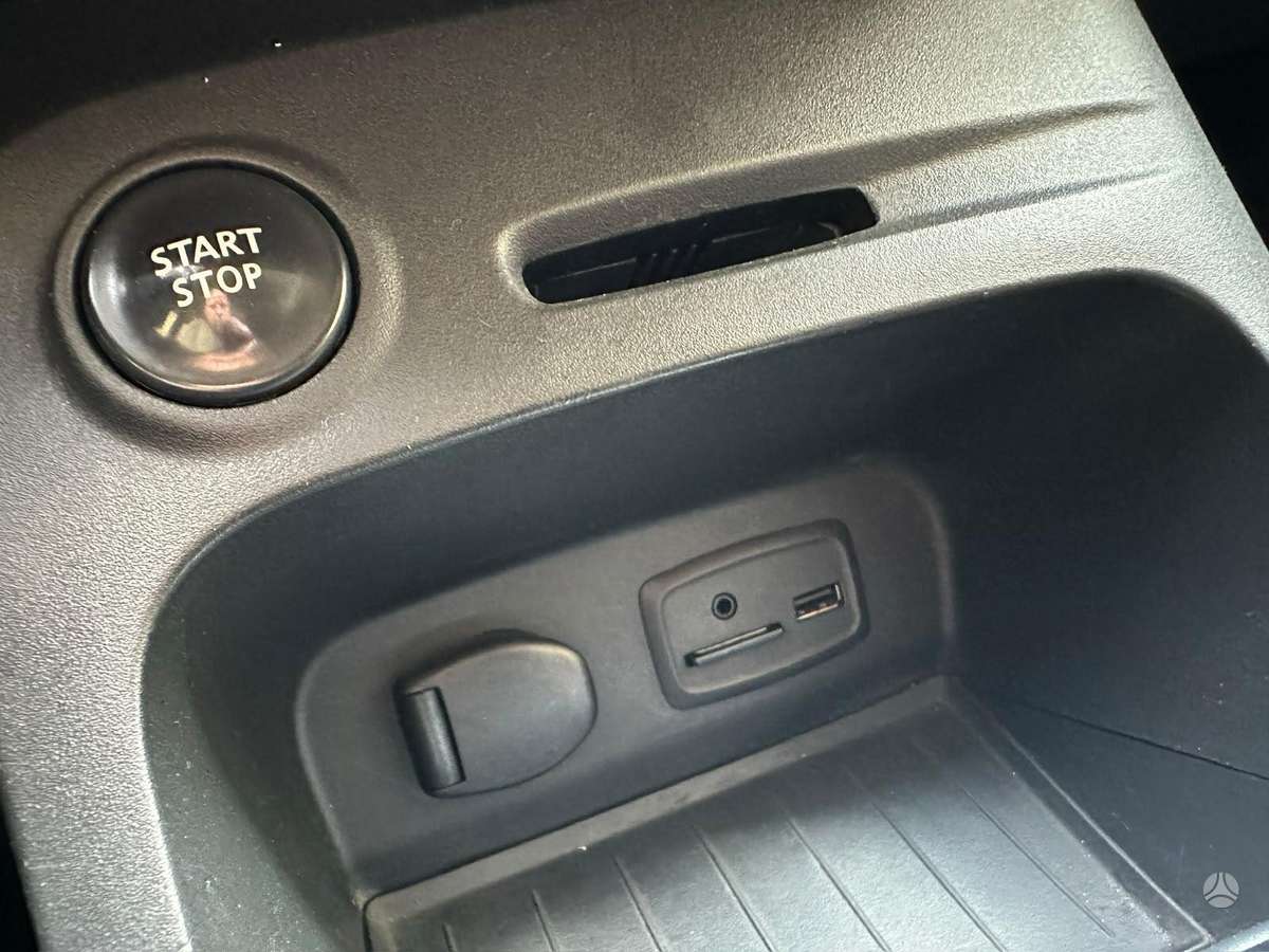 Renault Captur 2014 — фото 19