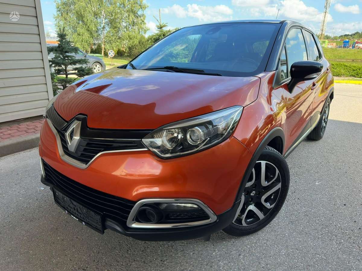 Renault Captur 2014 — вигляд ззаду