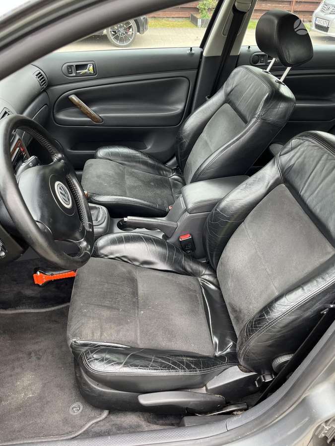 Volkswagen Passat 2004 — photo 10