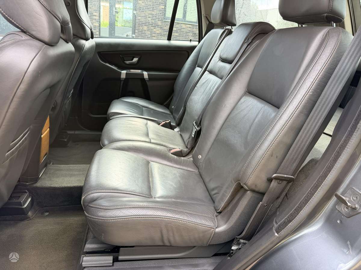 Volvo XC90 2008 — photo 10