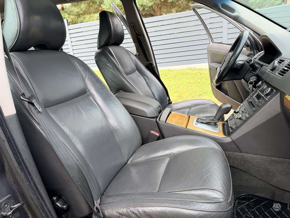 Volvo XC90 2008 — photo 12