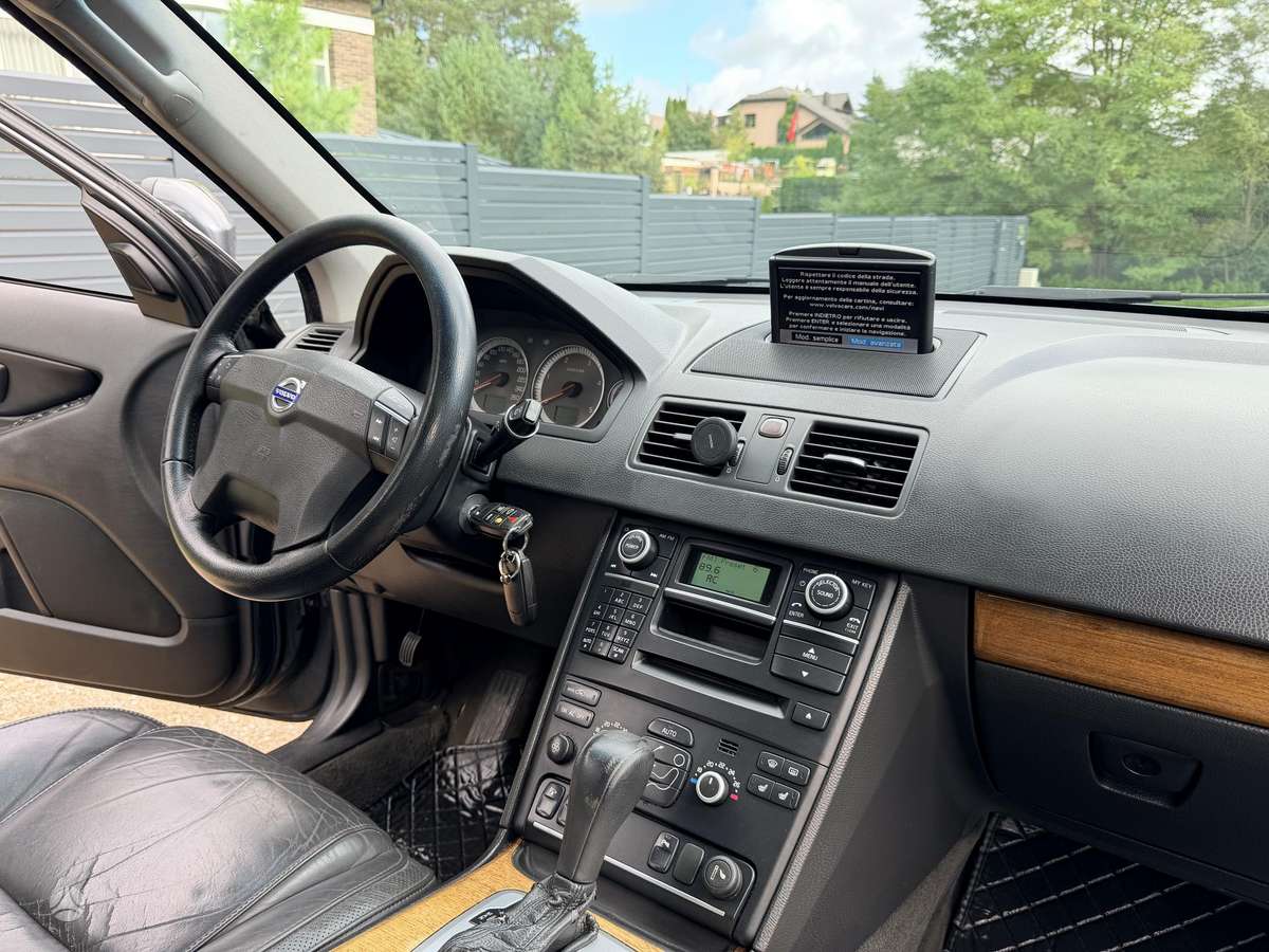 Volvo XC90 2008 — photo 14