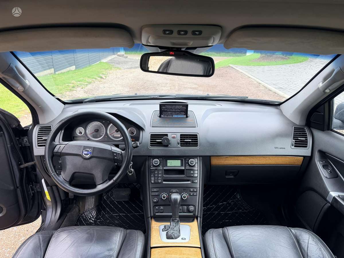 Volvo XC90 2008 — photo 16