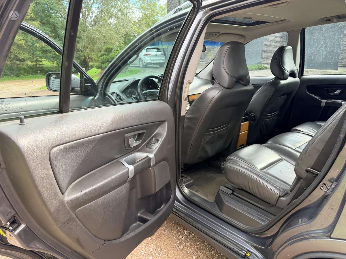Volvo XC90 2008 — photo 9