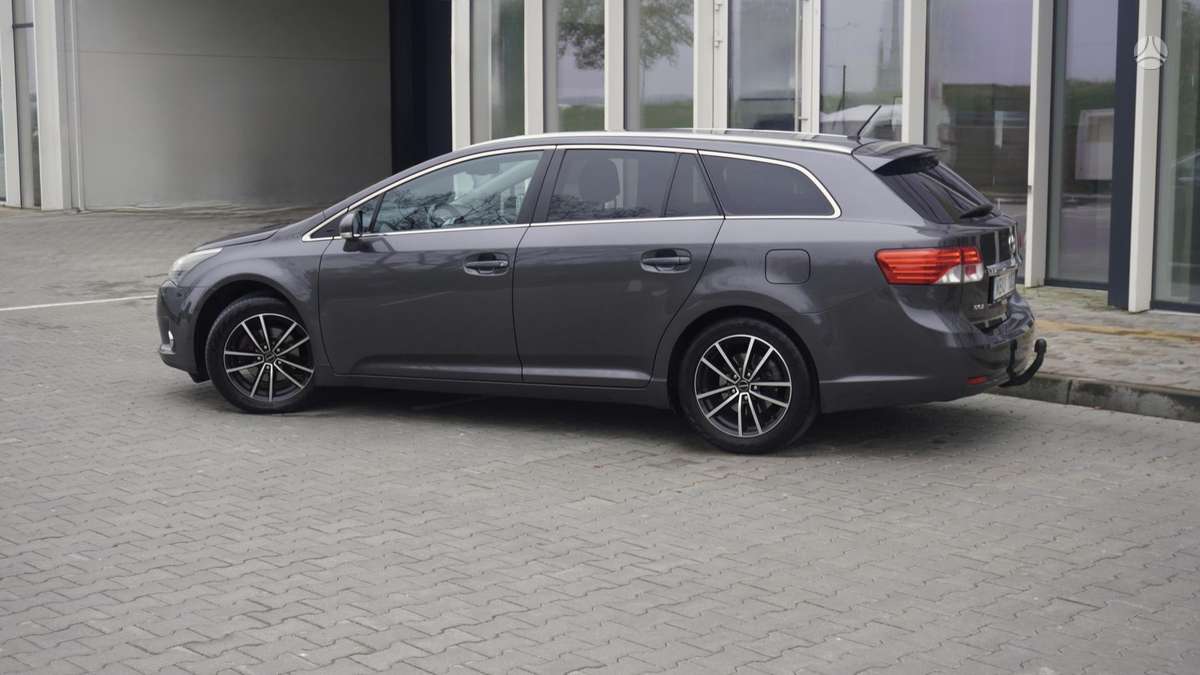 Toyota Avensis 2014 — vehicle for AFU Ukraine