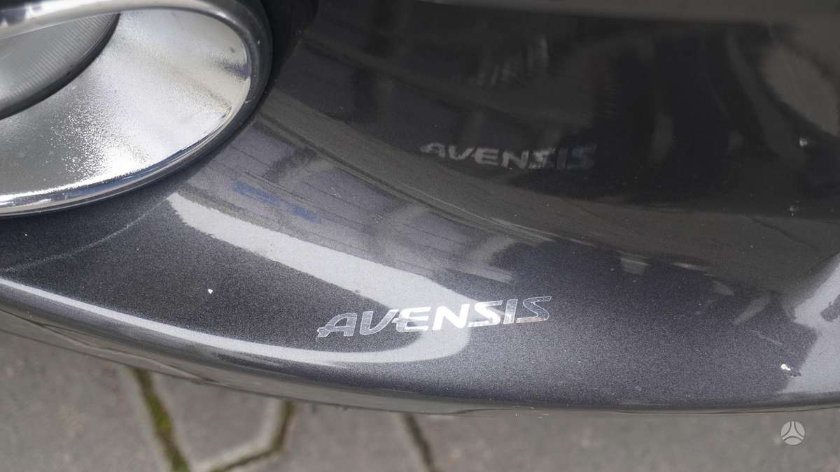 Toyota Avensis 2014 — photo 10