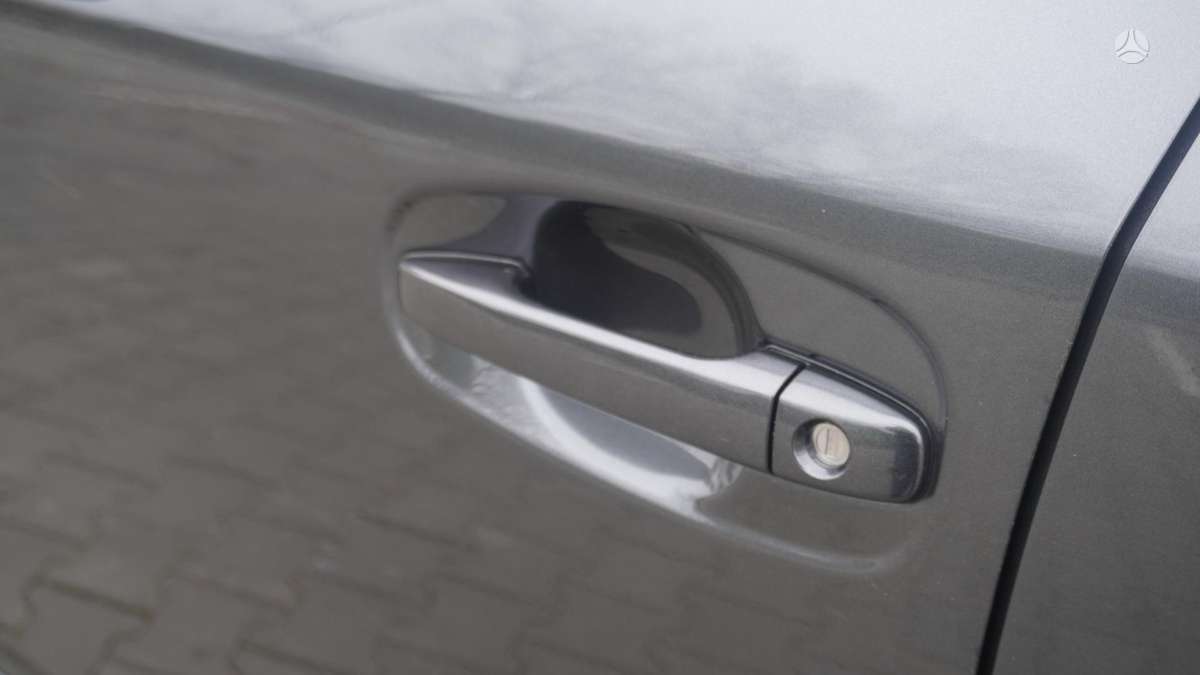 Toyota Avensis 2014 — photo 20