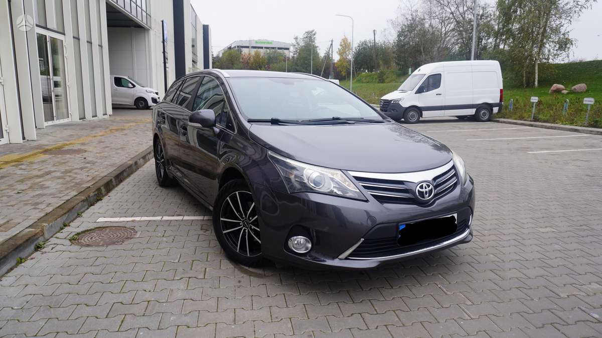 Toyota Avensis 2014 — photo 5