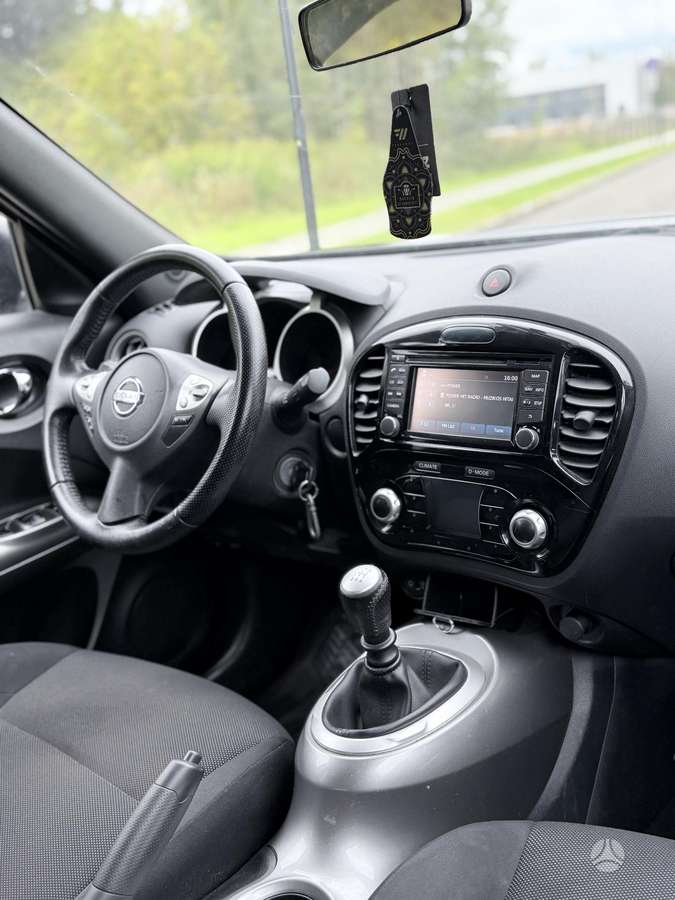 Nissan Juke 2014 — photo 10