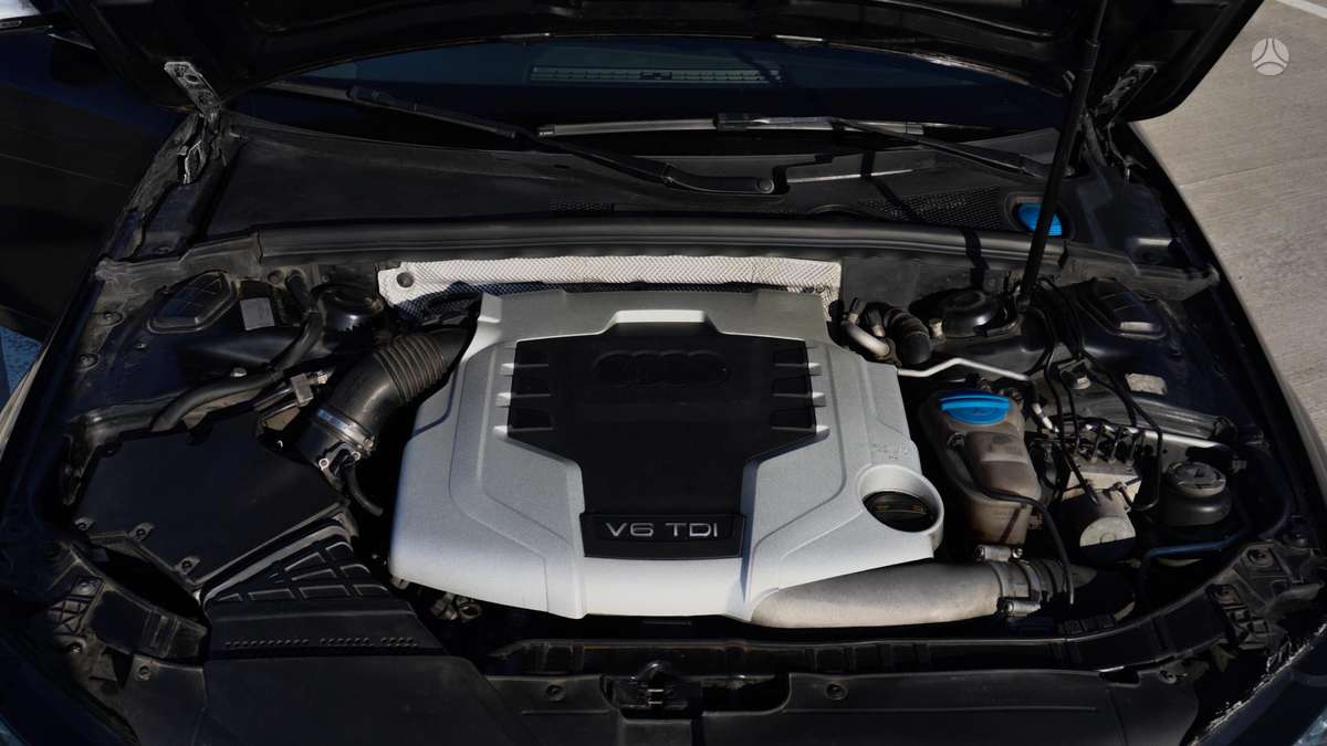 Audi A4 2008 — photo 13