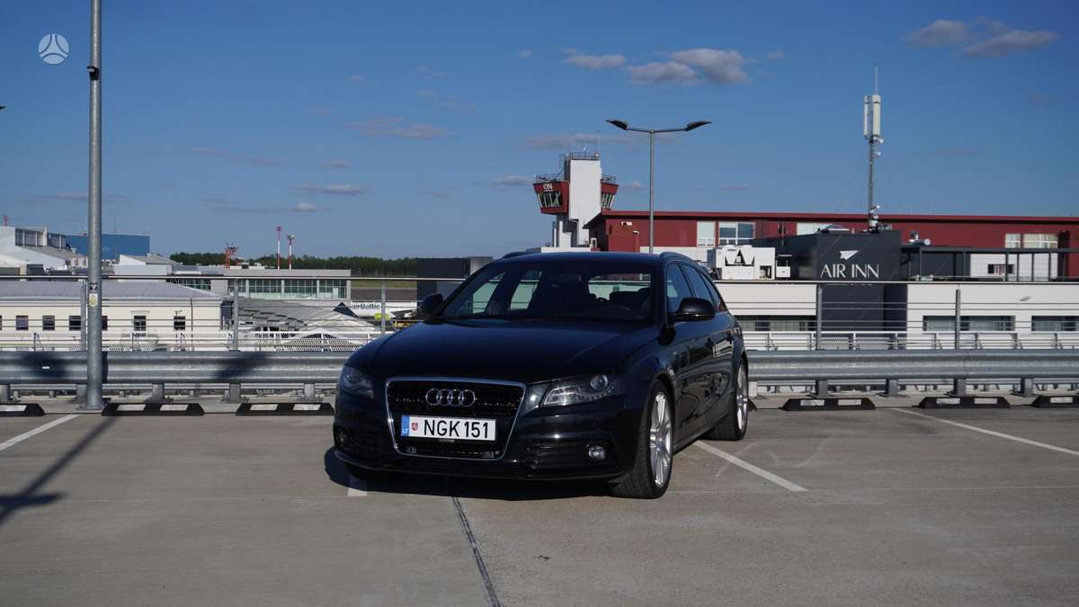 Audi A4 2008 — rear view