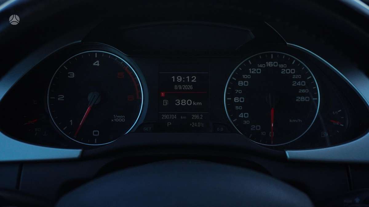 Audi A4 2008 — photo 28