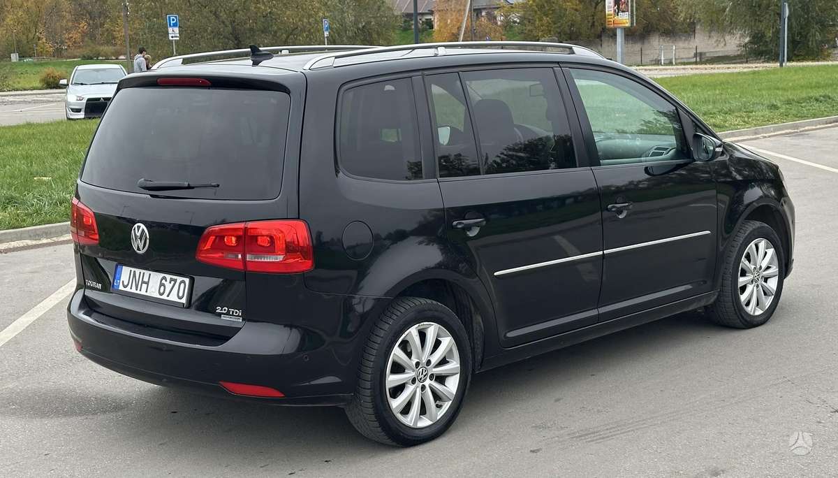 Volkswagen Touran 2012 — photo 10