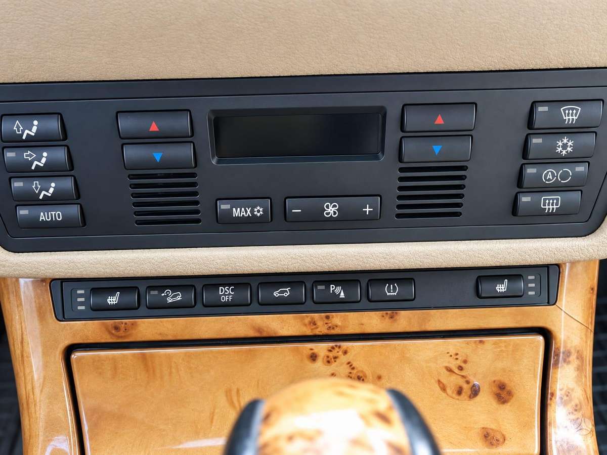 BMW X5 2005 — photo 14