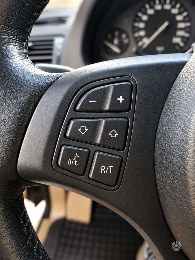 BMW X5 2005 — photo 19