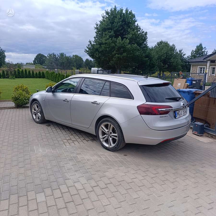 Opel Insignia 2014 — engine 1956 cm³, 163 HP (120kW)