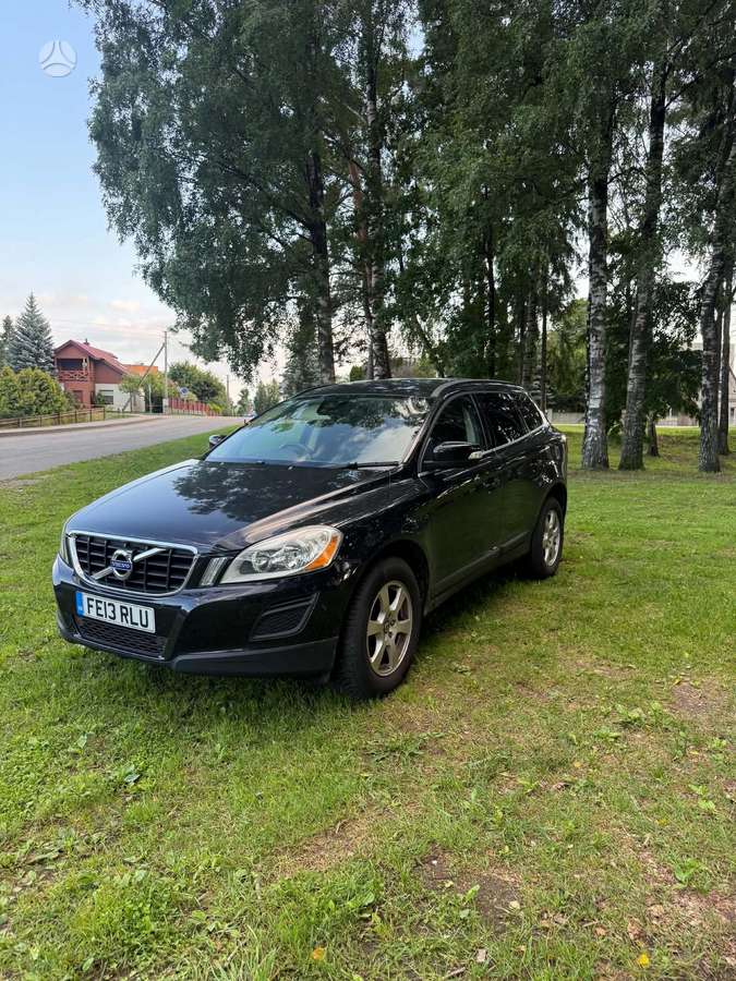 Volvo XC60 2013 — вигляд ззаду