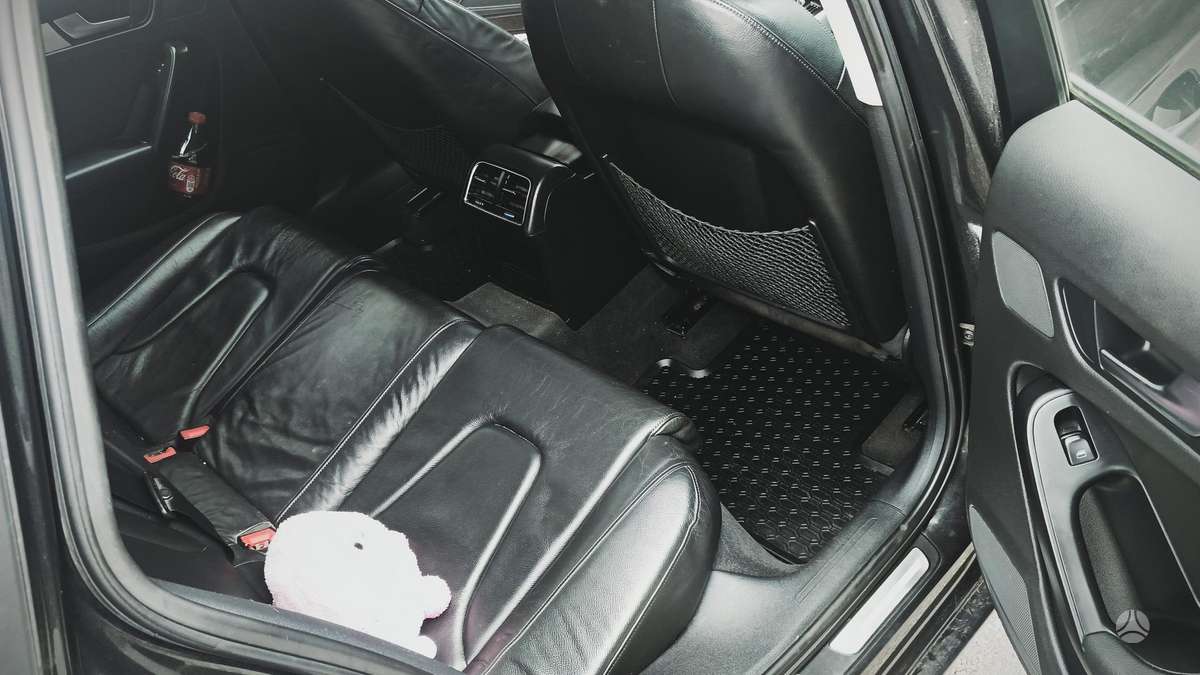 Audi A4 2009 — photo 19