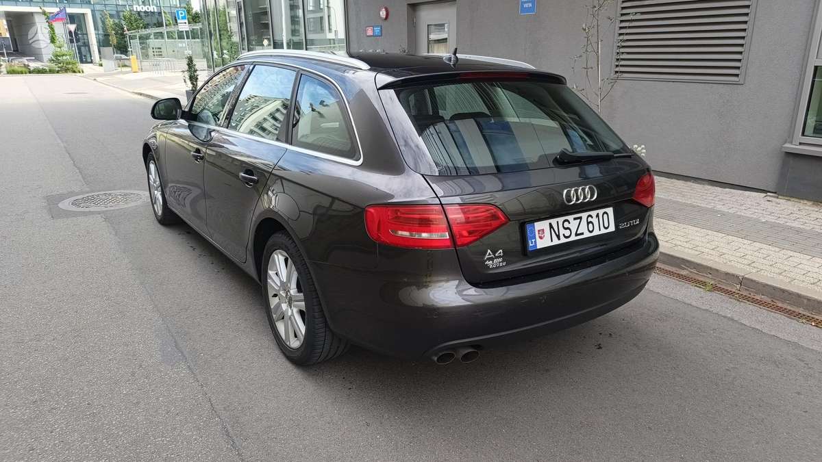 Audi A4 2009 — engine 1968 cm³, 170 HP (125kW)