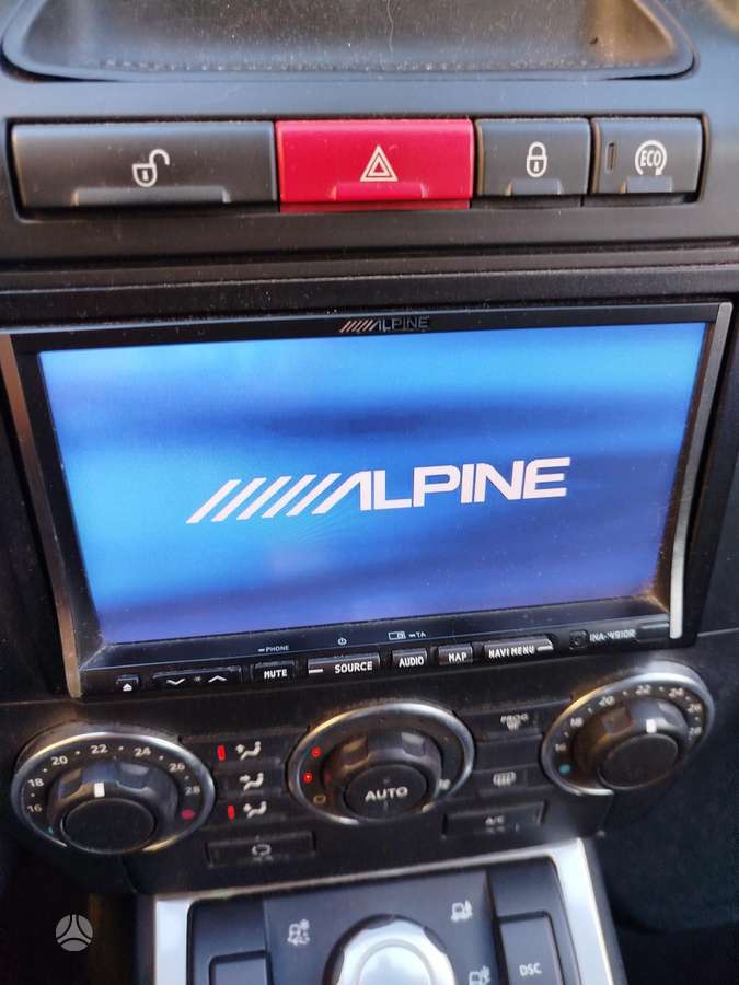 Land Rover 2010 — photo 10