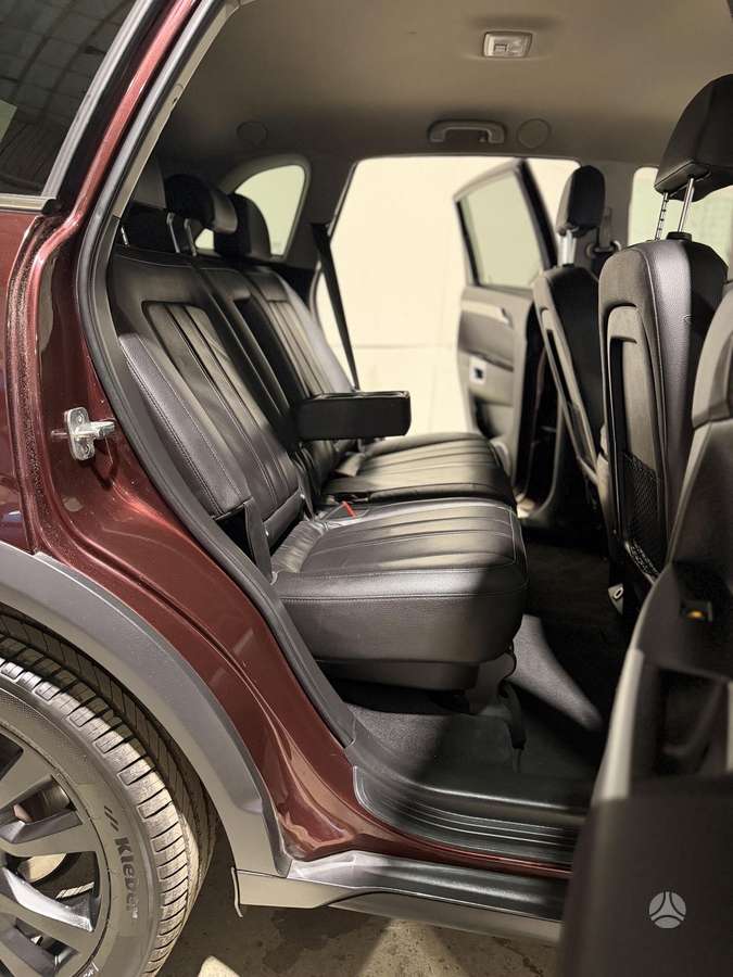 Opel Antara 2015 — photo 11