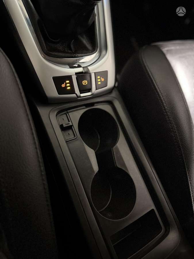 Opel Antara 2015 — photo 21