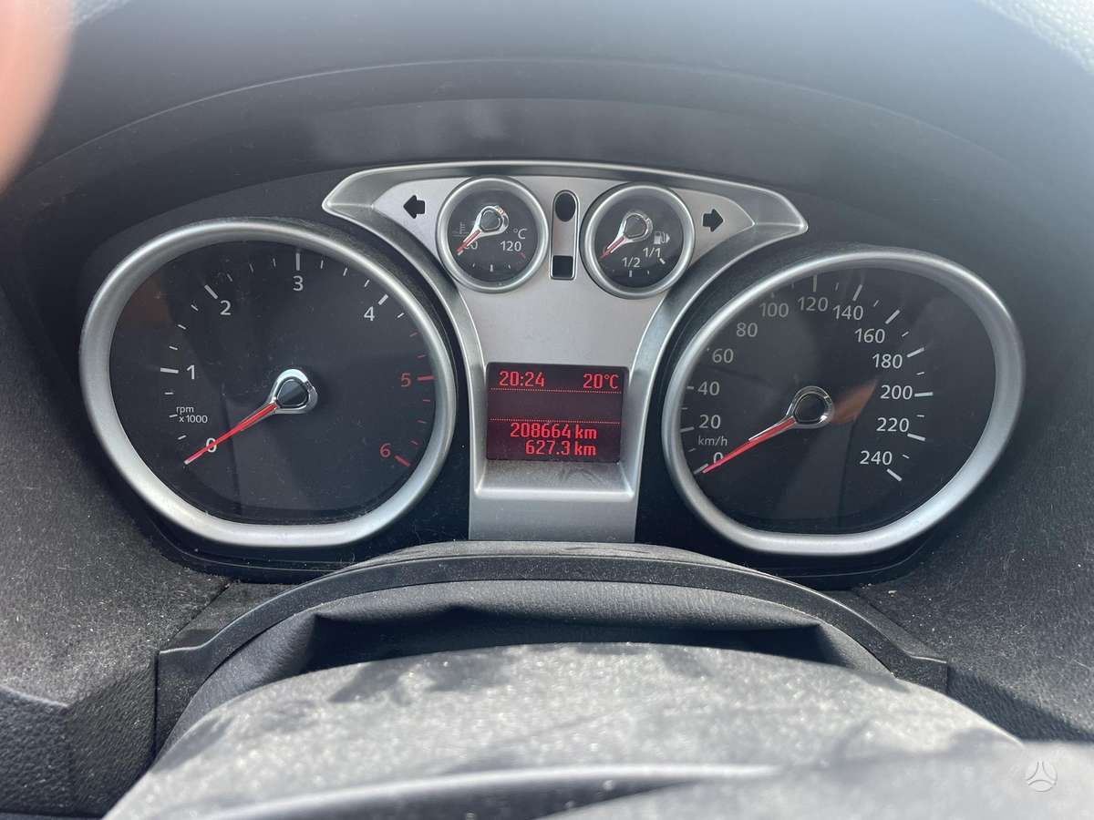 Ford Kuga 2009 — photo 16